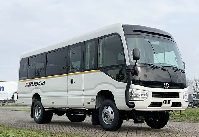 Toyota-Coaster-22S-4x4-3
